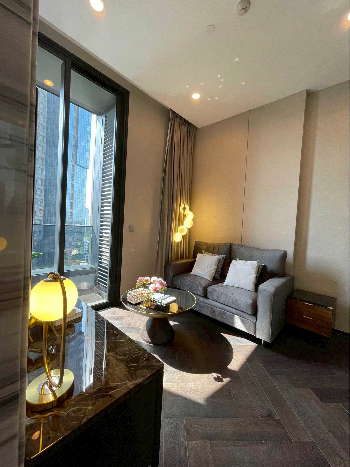 For RentCondoSukhumvit, Asoke, Thonglor : The ESSE Sukhumvit 36 Condominium Luxury Room for Rent