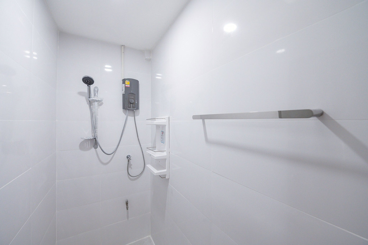 For SaleHouseLadprao101, Happy Land, The Mall Bang Kapi : Single house Lat Phrao 101 Soi 42 Intersection 8 / 3 Bedrooms (FOR SALE) FAHS031