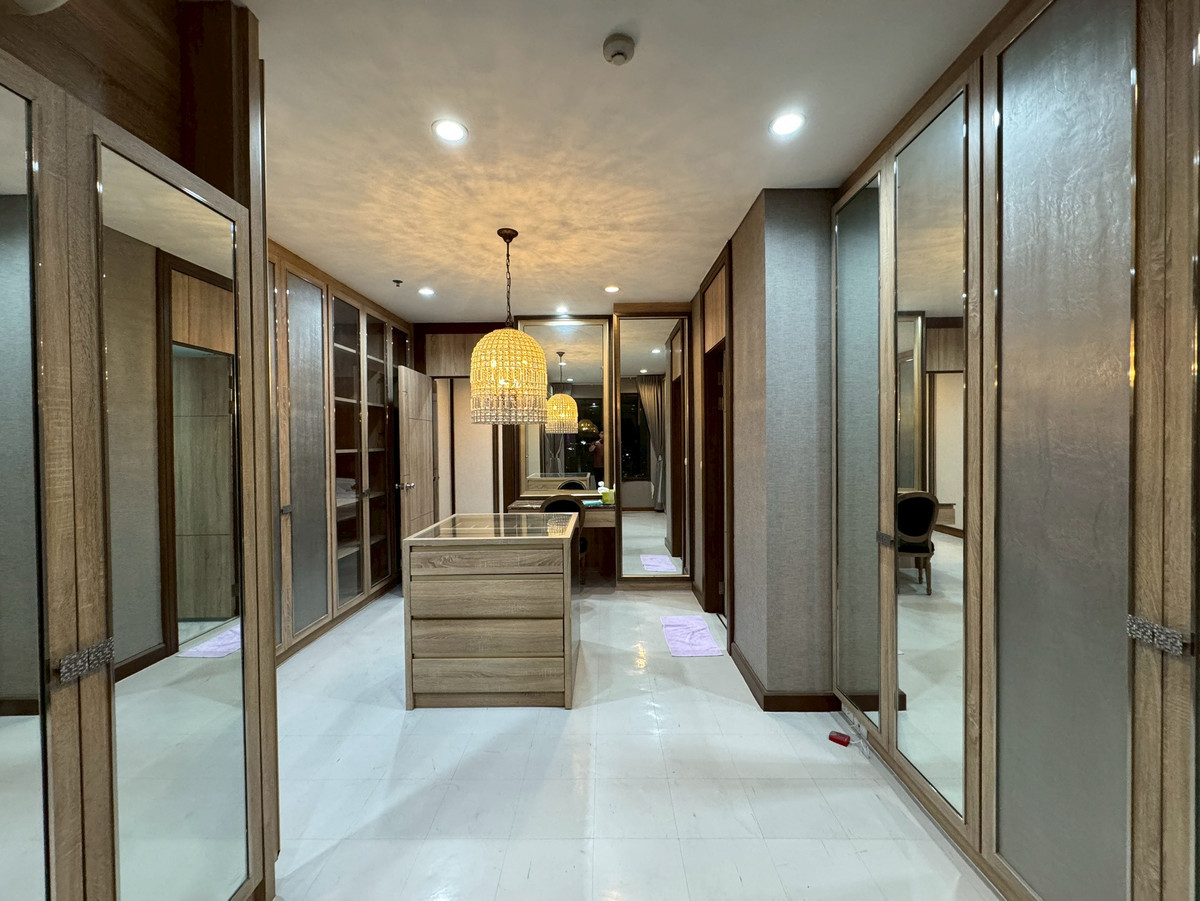 ให้เช่าคอนโดพระราม 9 เพชรบุรีตัดใหม่ RCA : ให้เช่า Villa Asoke 2 ห้องนอน แต่งหรู เฟอร์ครบ ทำเล MRT เพชรบุรี