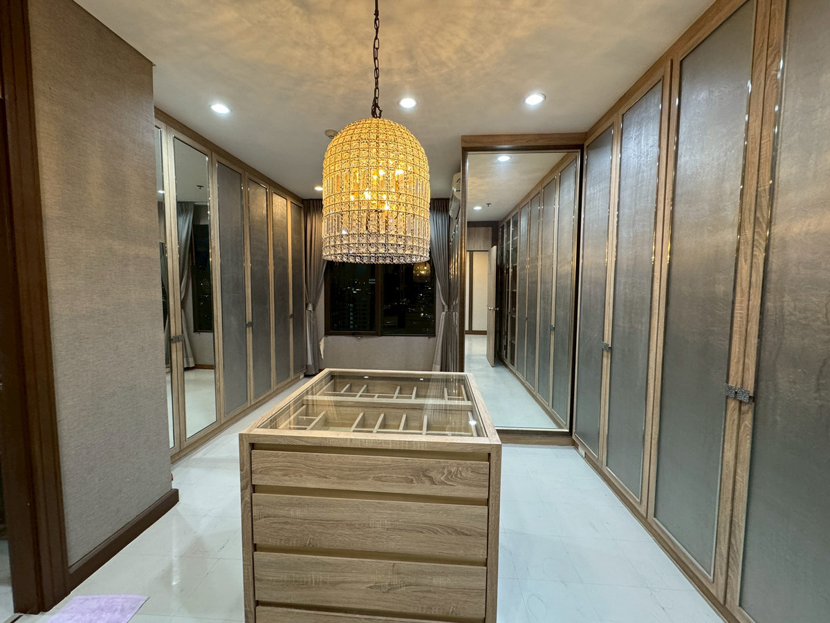 ให้เช่าคอนโดพระราม 9 เพชรบุรีตัดใหม่ RCA : ให้เช่า Villa Asoke 2 ห้องนอน แต่งหรู เฟอร์ครบ ทำเล MRT เพชรบุรี