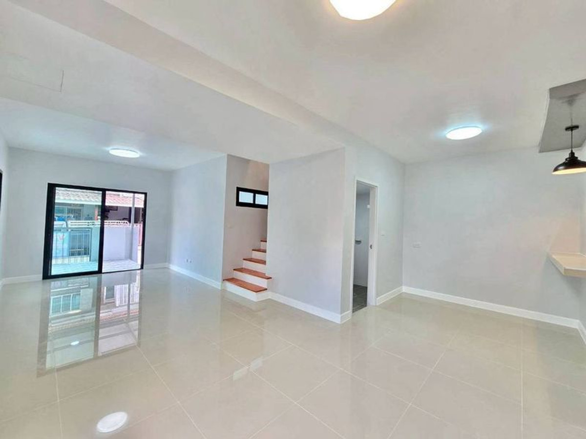 For SaleTownhomeRama5, Ratchapruek, Bangkruai : ขายบ้านทาวน์โฮม 2 ชั้น หมู่บ้านพฤกษาวิลล์ 63 / 1 หลังมุม เนื้อที่ 25.1 ตารางวา (พระราม 5-นครอินทร์) ซอย 10 ตำบลบางไผ่ อำเภอเมืองนนทบุรี Nonthaburi Province