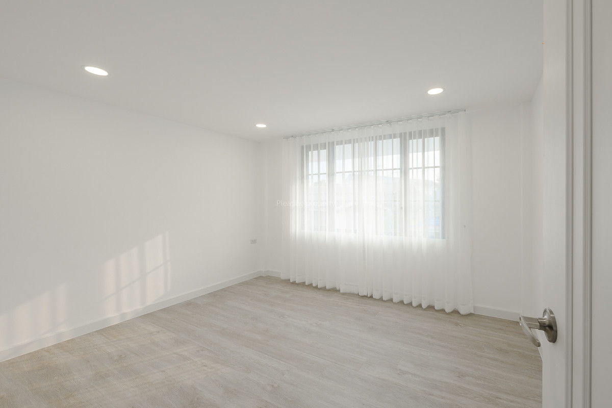 For SaleHouseOnnut, Udomsuk : Single house 60 sq m, Soi On Nut 44, good location, renovated, ready to move in.