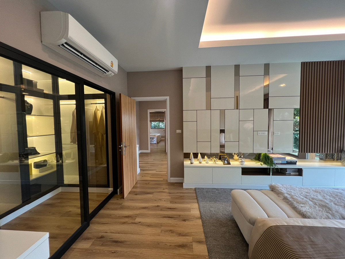For SaleHousePattanakan, Srinakarin : For sale with tenant Perfect Place Rama 9 - Krungthepkreetha 📞065-626-5636 Good location in front of the project