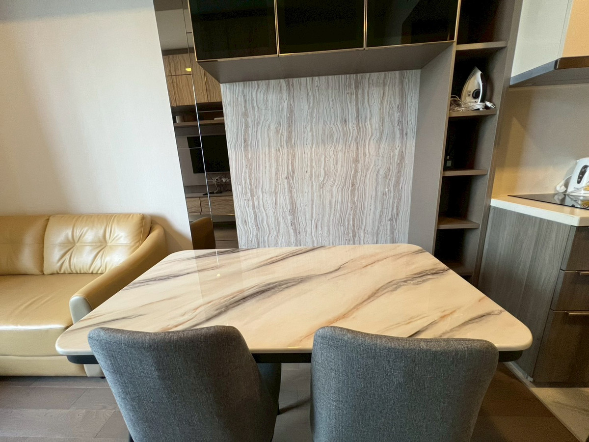 For RentCondoSukhumvit, Asoke, Thonglor : 🏙️ 1 bedroom for rent at Celes Asoke – Luxury Condo for Rent Nice location