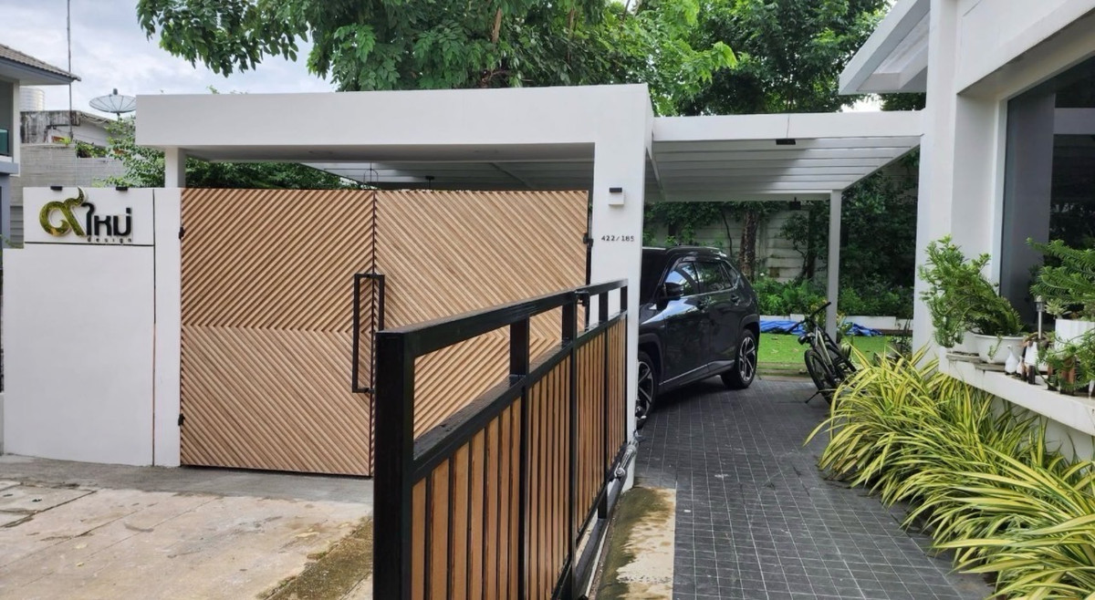 ให้เช่าบ้านนวมินทร์ รามอินทรา : Habitia Vent ปัญญาอินทรา | ใกล้ทางด่วนจตุโชติ
✨ พร้อมอยู่จริง หิ้วกระเป๋าเข้าได้เลย
รวม 5 ห้องนอน 3 ห้องน้ำ

🌿 สิ่งอำนวยความสะดวกส่วนกล