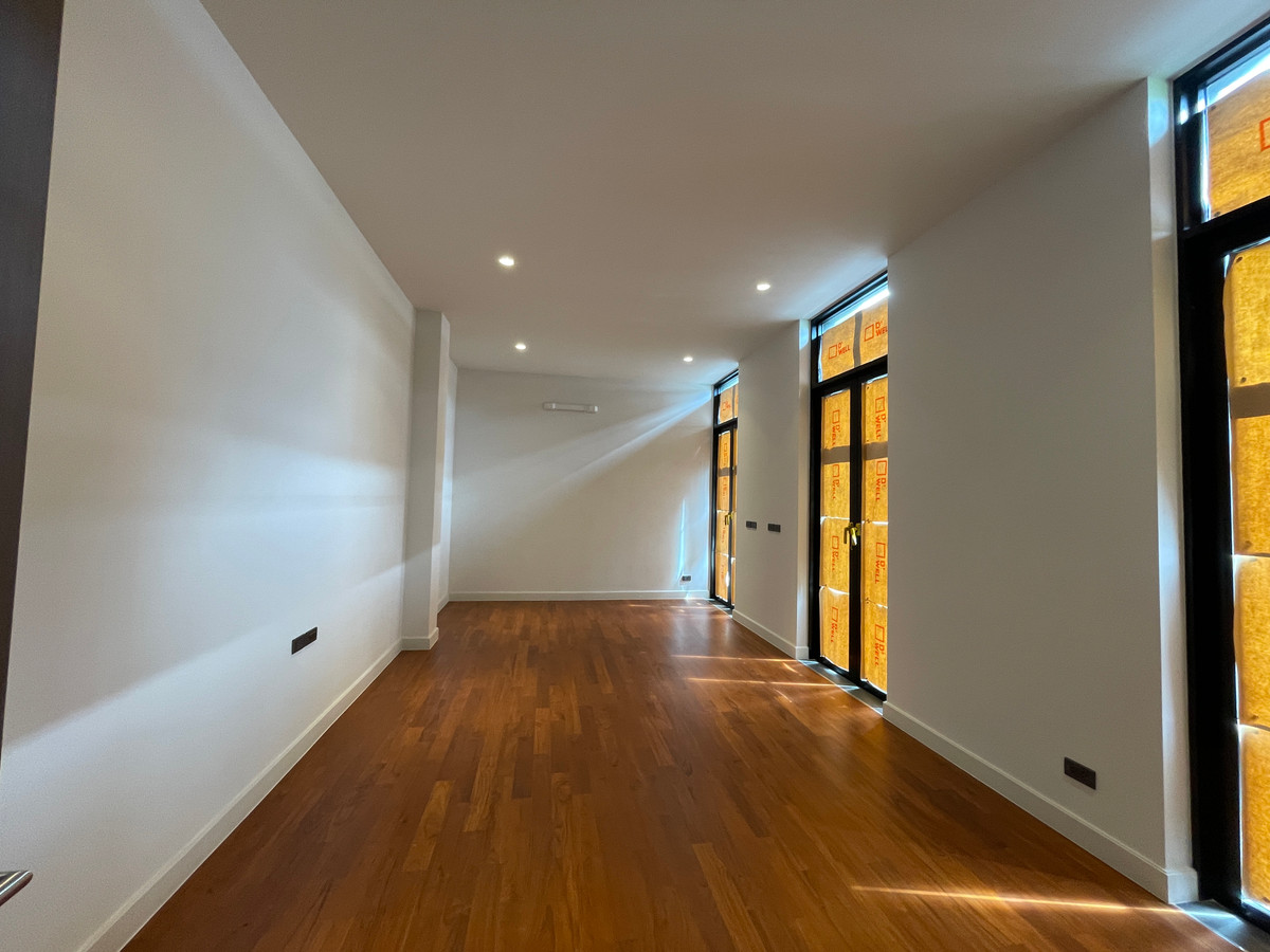 ขายบ้านรามคำแหง หัวหมาก : [ขาย] ARNA Rama 9 บ้านเดี่ยว Super Luxury 3 ชั้น พร้อมสระว่ายน้ำส่วนตัว และดาดฟ้า | ทำเลทองหลัง The Mall รามฯ ใกล้ MRT สายสีส้ม