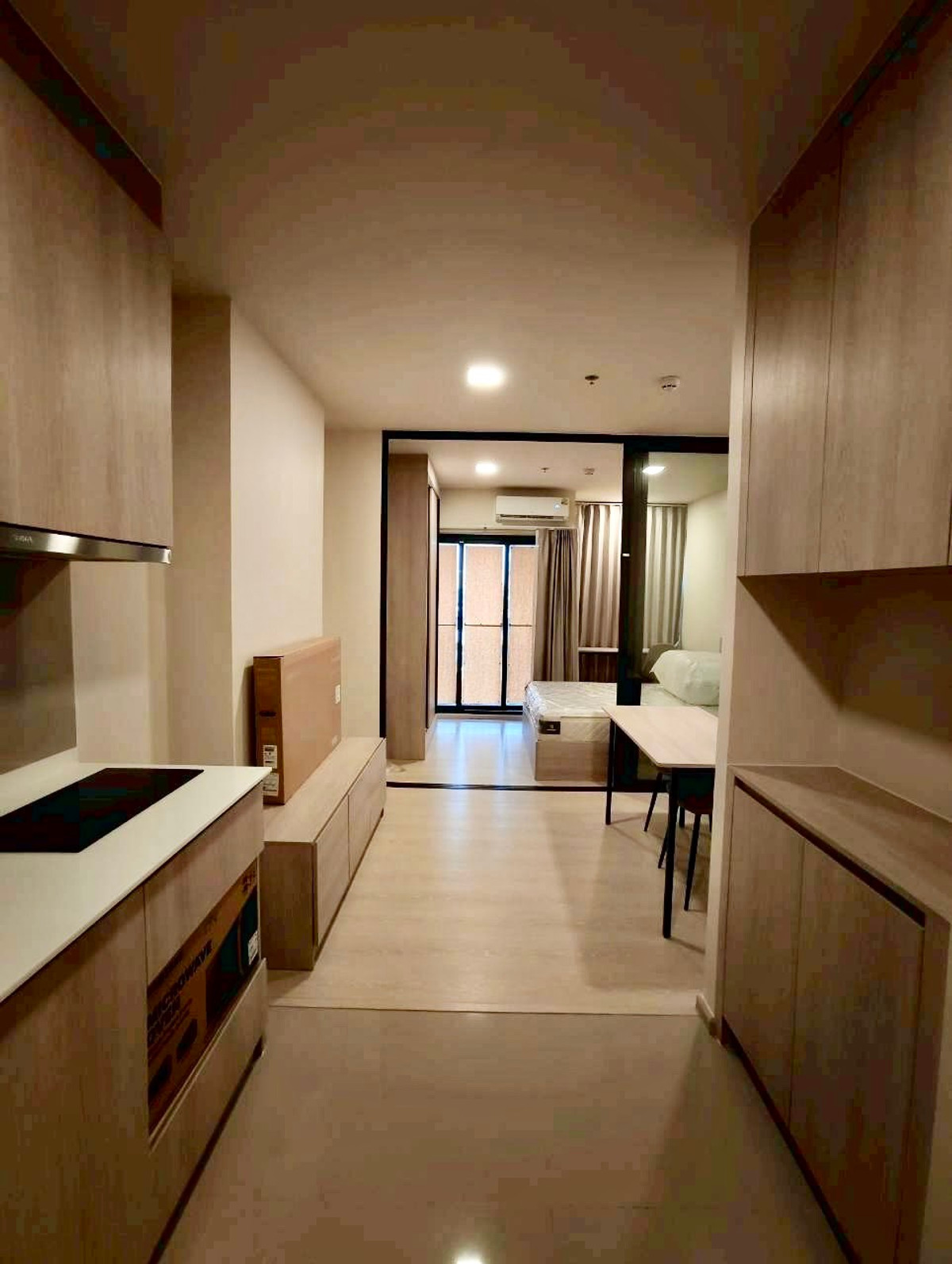 ให้เช่าคอนโดวงเวียนใหญ่ เจริญนคร : ให้เช่า Flo by Sansiri 1 bedroom (เฟอร์ใหม่ทุกชิ้น) - Available for Rent