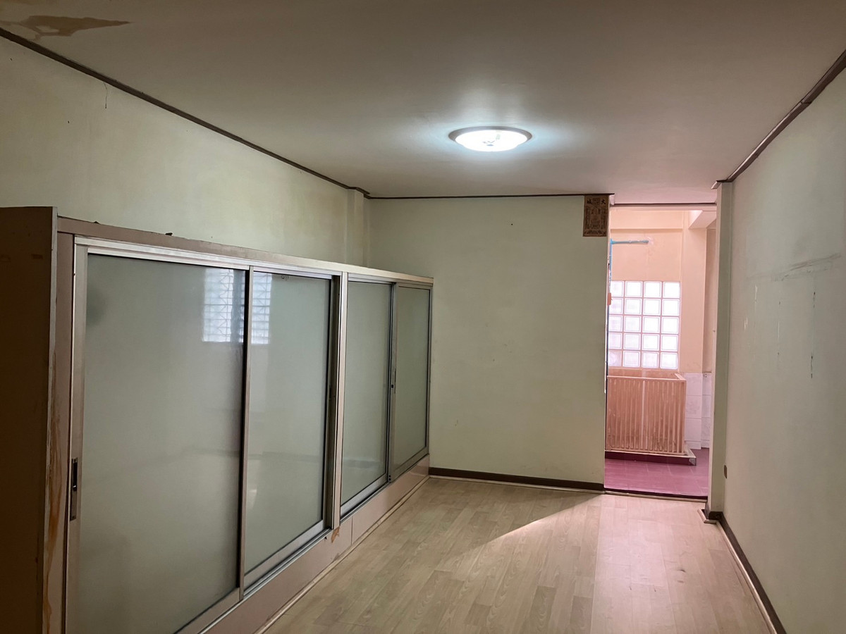 ให้เช่าทาวน์โฮมนวมินทร์ รามอินทรา : ⚡ ให้เช่า ทาวน์โฮม 3 ชั้น หมู่บ้านสหโชค ซอย รามอินทรา 34 แยก 26 ใกล้ BTS ขนาด 18 ตร.ว. ⚡