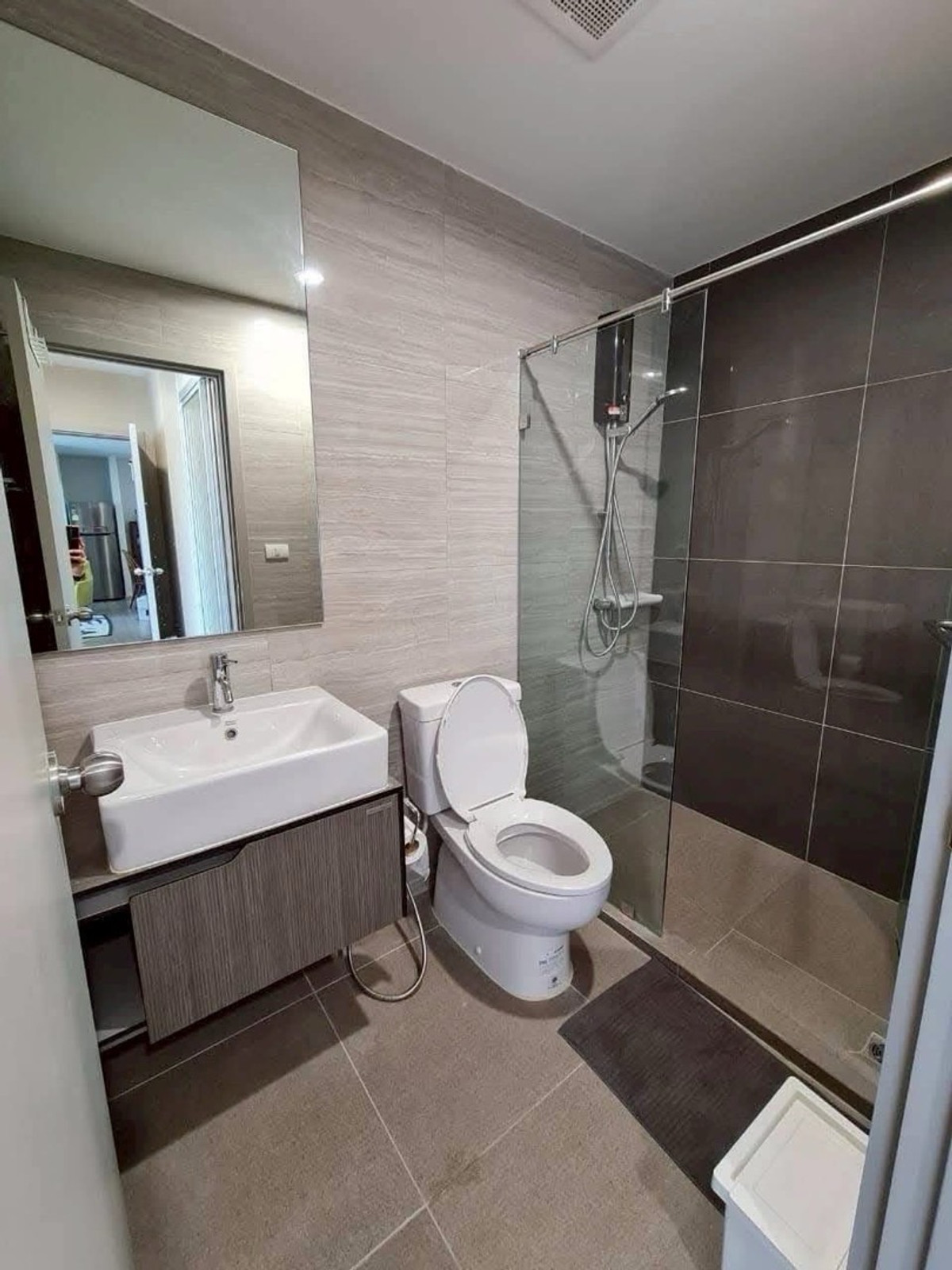 ขายคอนโดปิ่นเกล้า จรัญสนิทวงศ์ : 💙@condocurator 💙 ขาย The Parkland Charan - Pinklao ห้องใหญ่ เฟอร์นิเจอร์ครบ [PM0302]