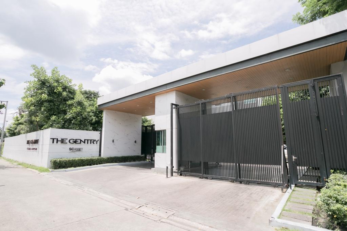 HouseLadprao101, Happy Land, The Mall Bang Kapi : The Gentry Ekkamai-Ladprao Luxury House for Rent/Sale