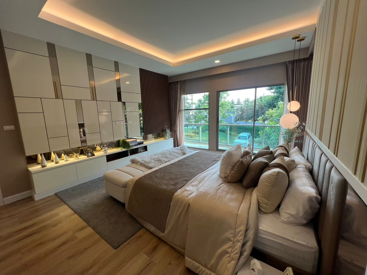 For SaleHousePattanakan, Srinakarin : For sale with tenant Perfect Place Rama 9 - Krungthepkreetha 📞065-626-5636 Good location in front of the project