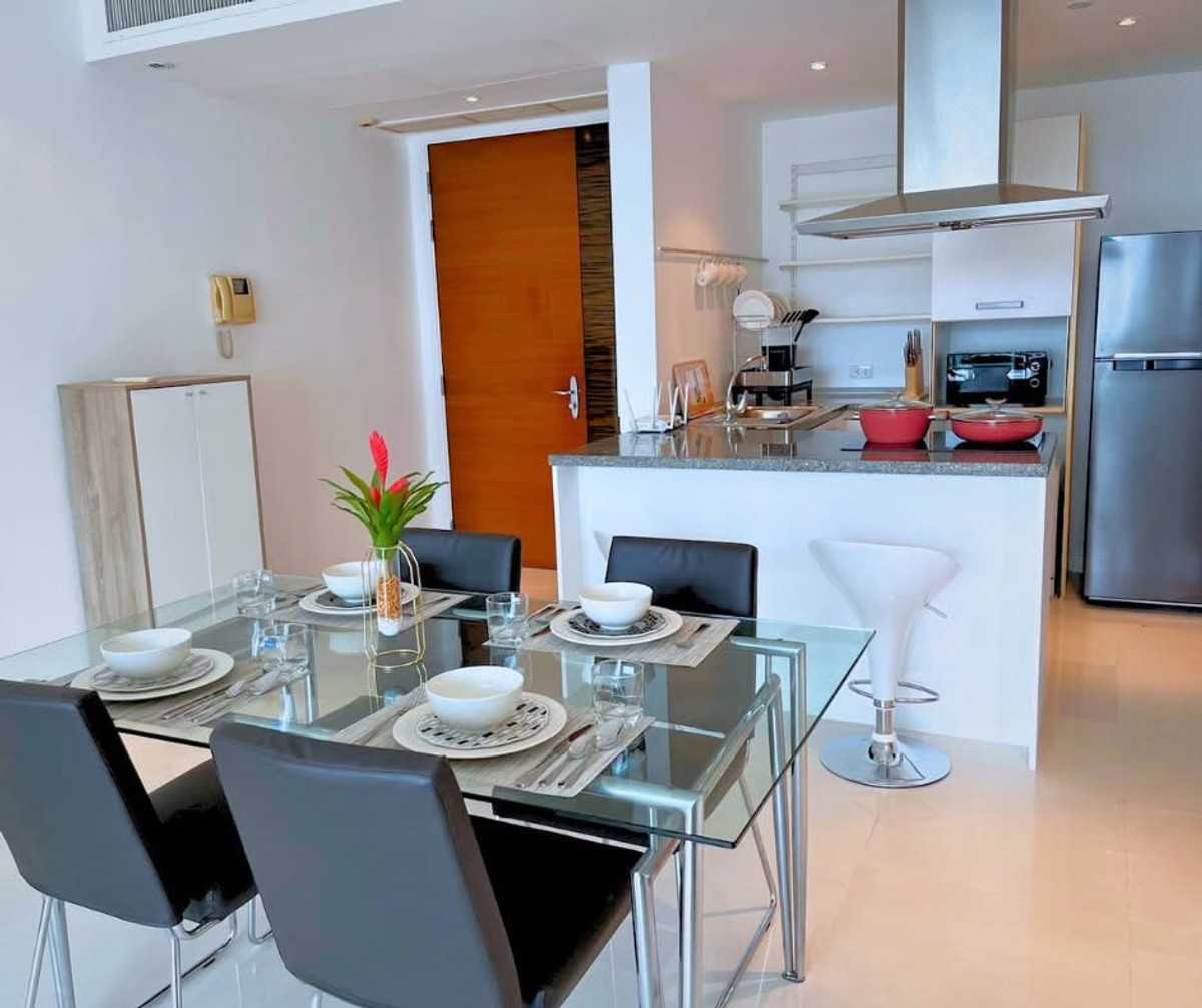 For SaleCondoSukhumvit, Asoke, Thonglor : Fullerton Sukhumvit / 2 Bedrooms (SALE WITH TENENT), Fullerton Sukhumvit / 2 bedrooms (sale with tenant) NONT103