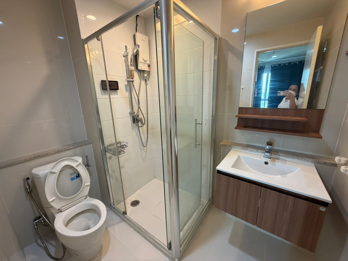 For RentCondoSathorn, Narathiwat : For urgent rent, fuse chan sathorn, 37 sq m., room ready to move in.