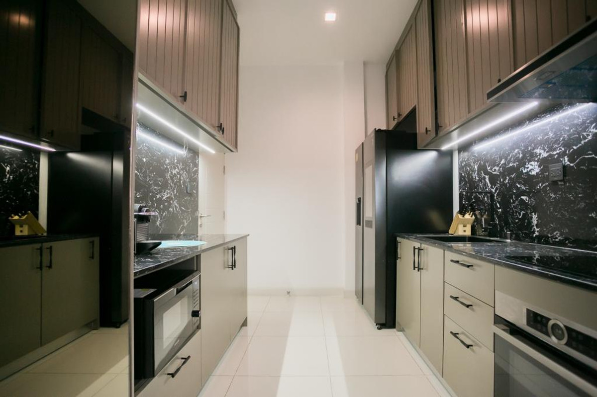 HouseLadprao101, Happy Land, The Mall Bang Kapi : The Gentry Ekkamai-Ladprao Luxury House for Rent/Sale