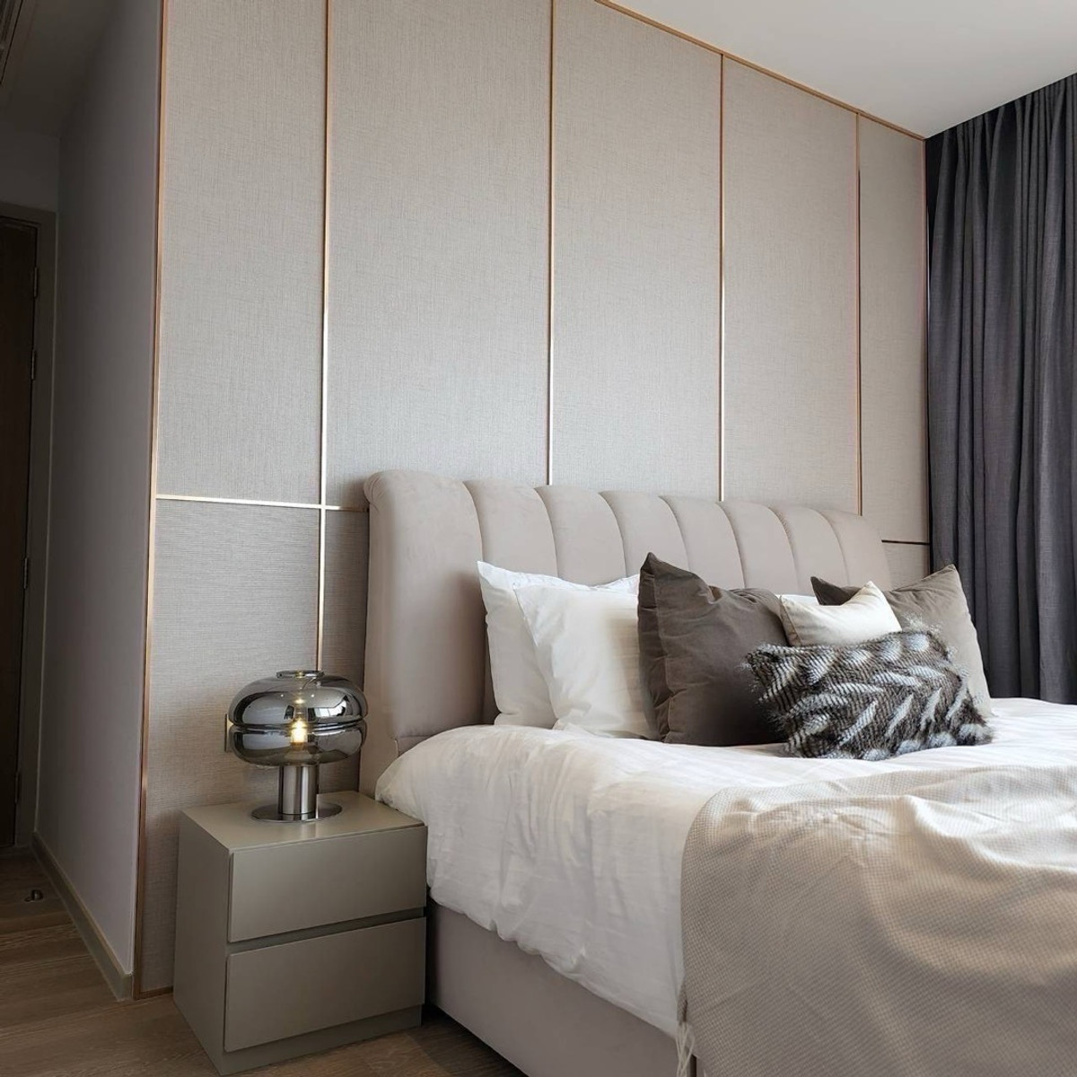 For RentCondoSilom, Saladaeng, Bangrak : For rent 2 bedroom Ashton Silom 75,000 baht call 0869017364