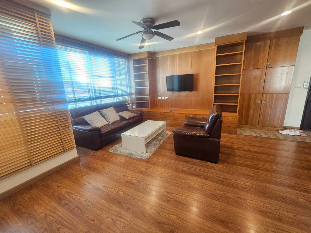 For RentCondoSukhumvit, Asoke, Thonglor : For rent, 2 bedrooms, 2 bathrooms, The Address Sukhumvit 42.