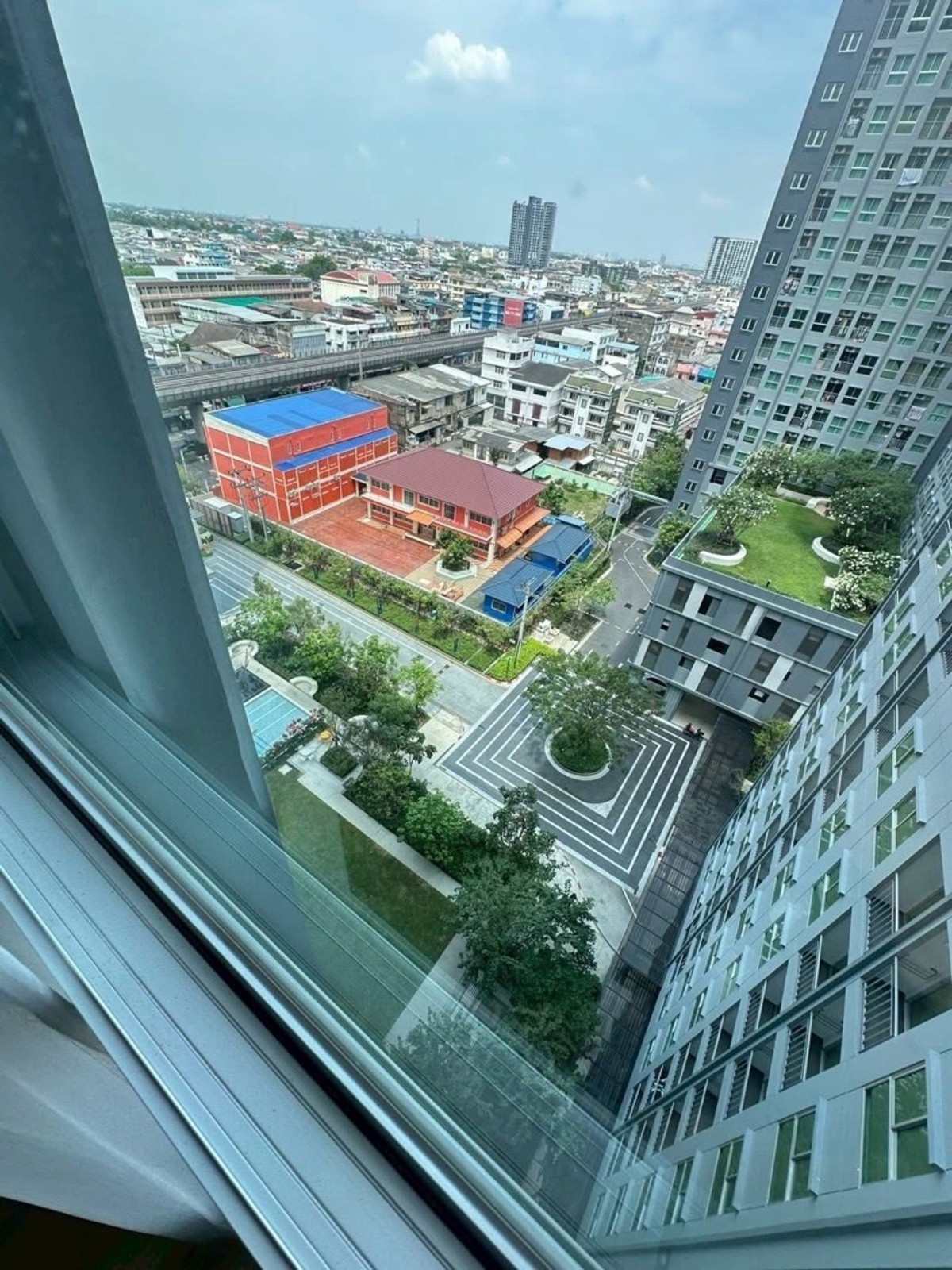 ให้เช่าคอนโดปิ่นเกล้า จรัญสนิทวงศ์ : 💙@condocurator 💙ให้เช่า Lumpini Ville Charan - Faichai เฟอร์นิเจอร์ครบ [PM4827]