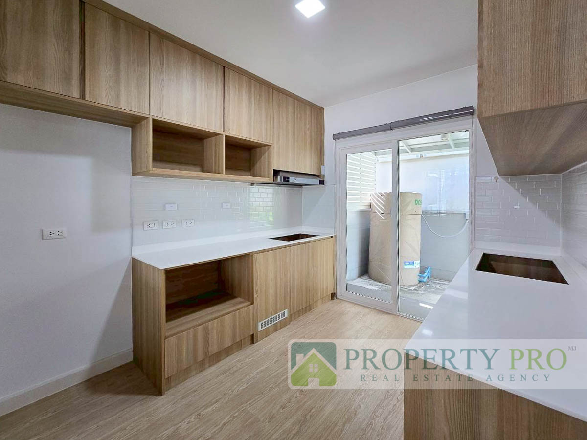 For SaleSamut Prakan,Samrong : TwinHouse for Sale Grande Pleno Bangna Onnut, 3 Bedroom 35 Sqw 146 Sqm Minimal Style with Good Condition Near Chaloem Phrakiat Rama 9, Kingkaew, Suvarnabhumi Airport, Prawet, Ladkrabang, MegaBangna : MJ25S-009