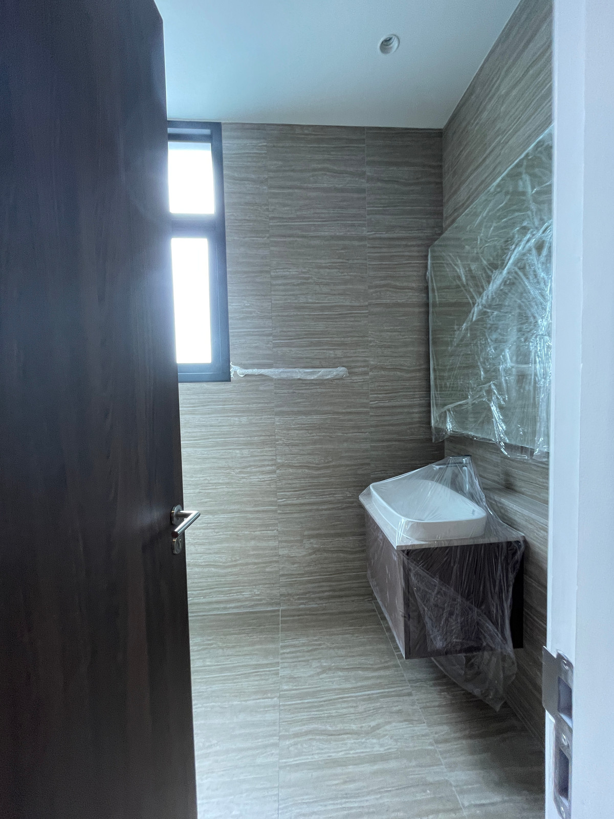 ขายบ้านรามคำแหง หัวหมาก : [ขาย] ARNA Rama 9 บ้านเดี่ยว Super Luxury 3 ชั้น พร้อมสระว่ายน้ำส่วนตัว และดาดฟ้า | ทำเลทองหลัง The Mall รามฯ ใกล้ MRT สายสีส้ม