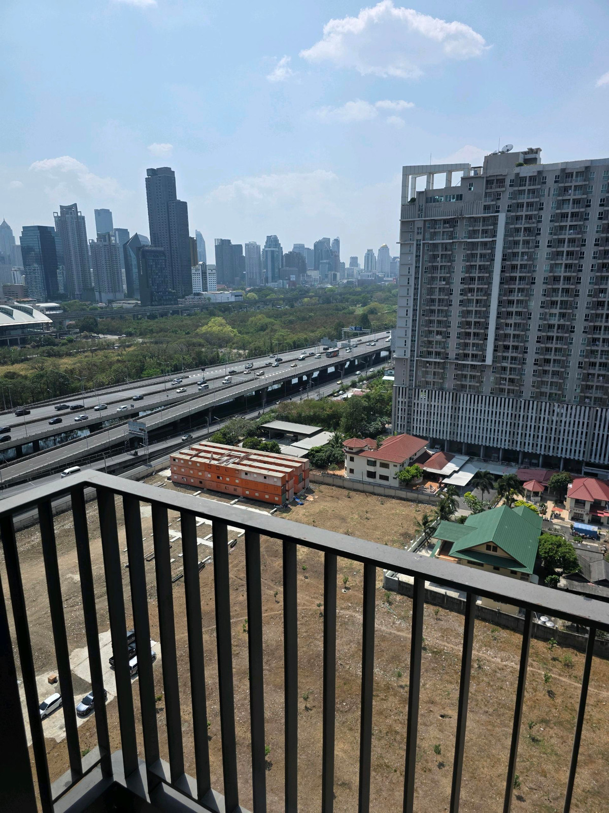 For RentCondoRama9, Petchburi, RCA : ✨️2Bed1Bath✨️45sq.m.✨️Life Asoke-Rama 9