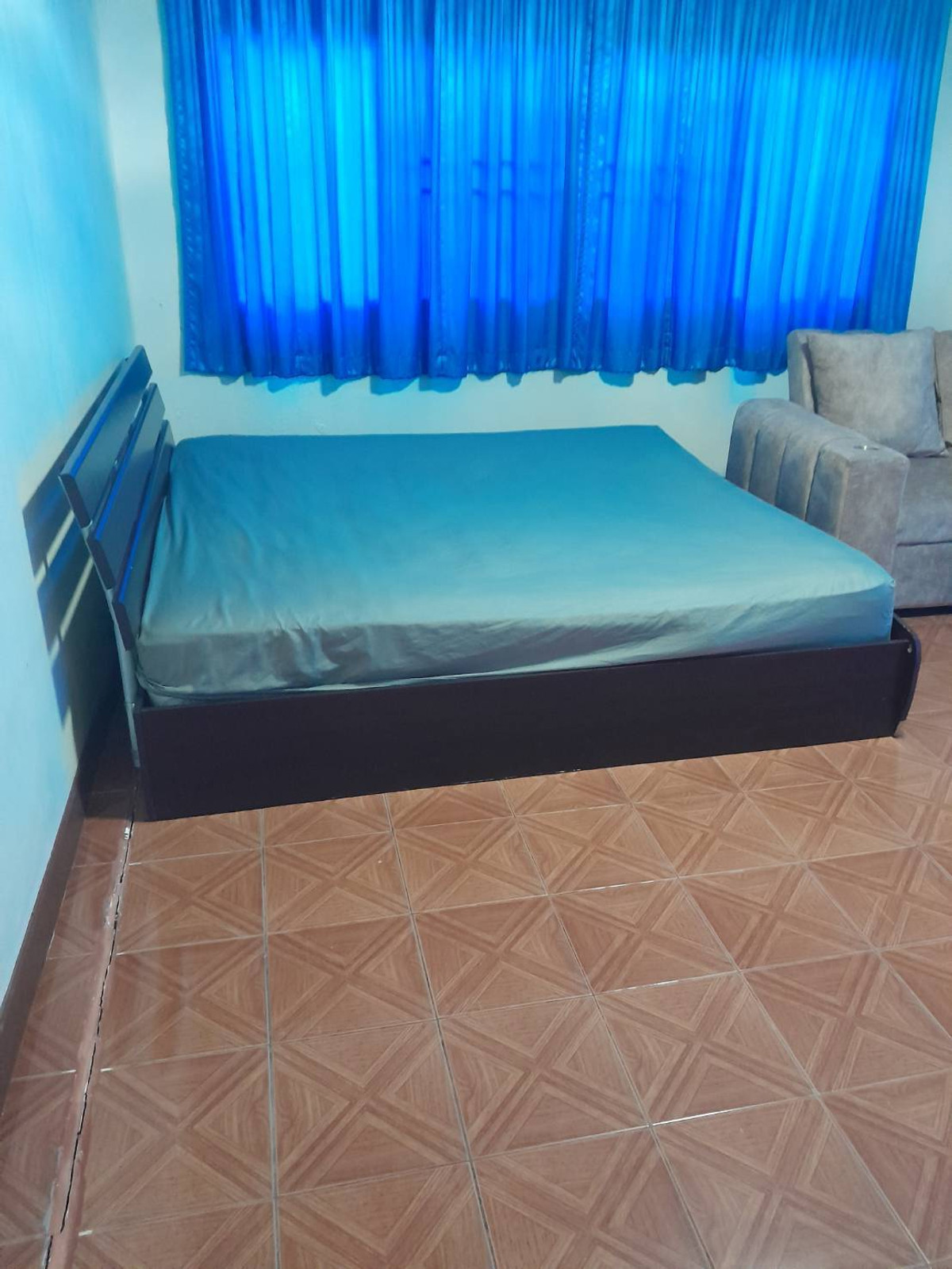 ให้เช่าทาวน์โฮมมีนบุรี-ร่มเกล้า : ⚡ ให้เช่า ทาวน์โฮม 2 ชั้น ซอย รามคำแหง 186 ขนาด 35 ตร.ว. ⚡