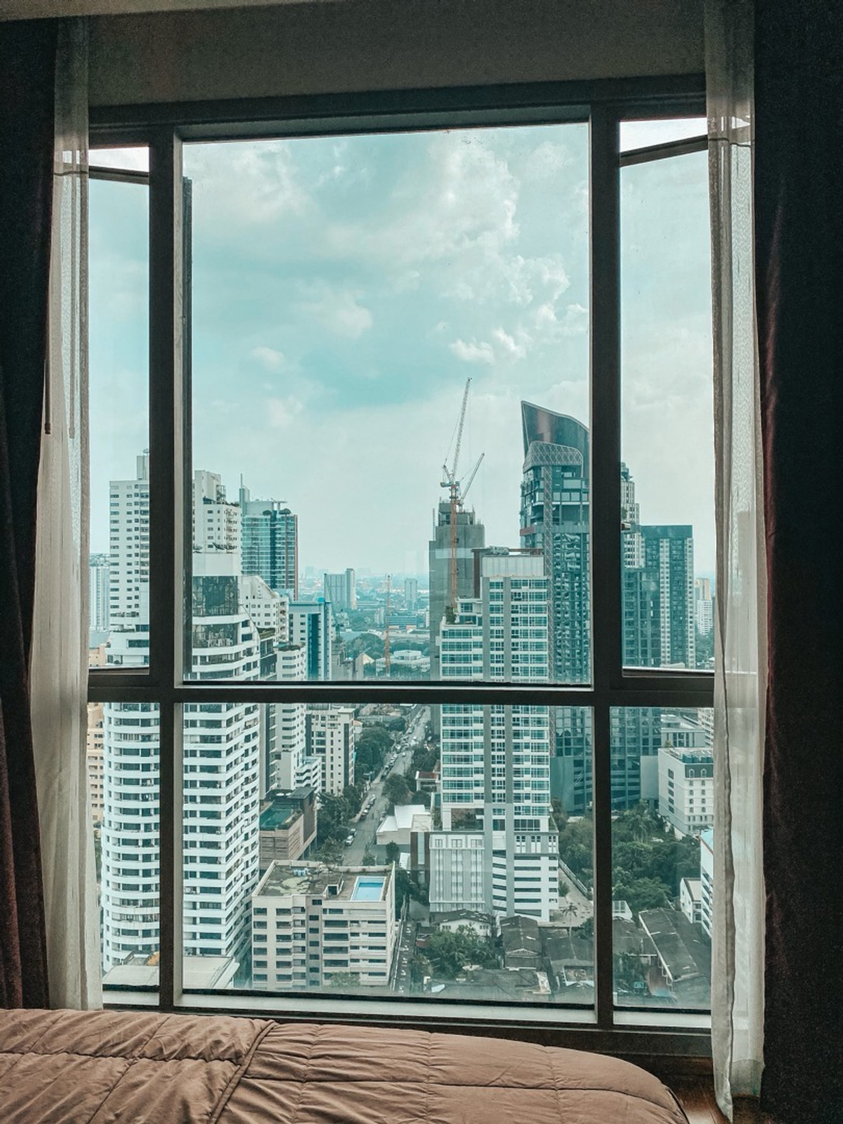 For RentCondoSukhumvit, Asoke, Thonglor : Condo for Rent QUATTRO by Sansiri Monthly 55,000 THB.