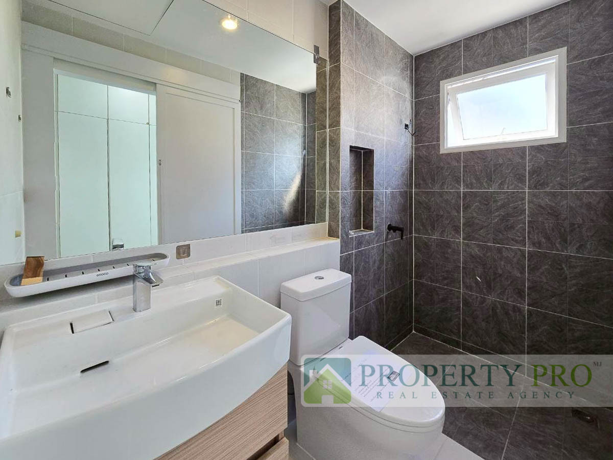 For SaleSamut Prakan,Samrong : TwinHouse for Sale Grande Pleno Bangna Onnut, 3 Bedroom 35 Sqw 146 Sqm Minimal Style with Good Condition Near Chaloem Phrakiat Rama 9, Kingkaew, Suvarnabhumi Airport, Prawet, Ladkrabang, MegaBangna : MJ25S-009