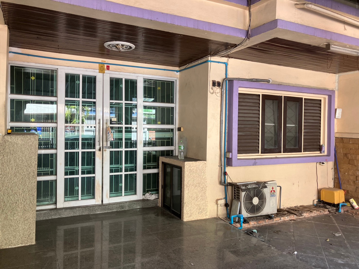 ให้เช่าทาวน์โฮมนวมินทร์ รามอินทรา : ⚡ ให้เช่า ทาวน์โฮม 3 ชั้น หมู่บ้านสหโชค ซอย รามอินทรา 34 แยก 26 ใกล้ BTS ขนาด 18 ตร.ว. ⚡