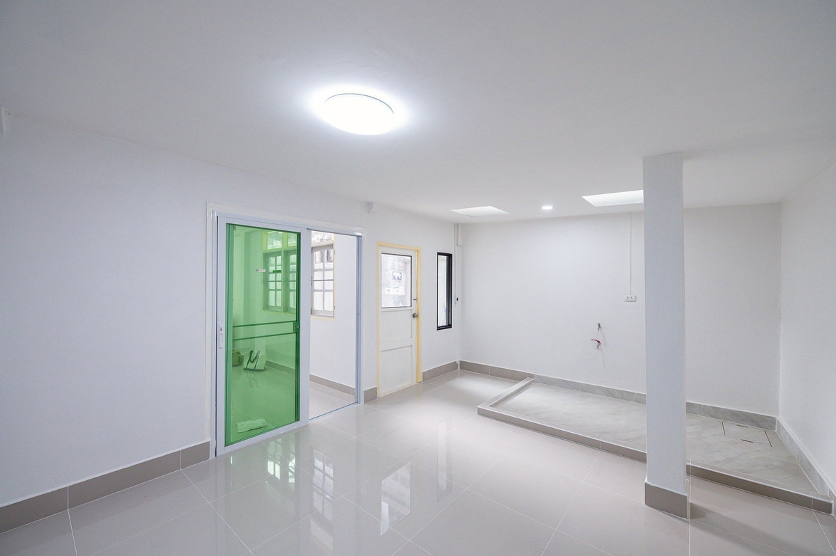 For SaleHouseLadprao101, Happy Land, The Mall Bang Kapi : Single house Lat Phrao 101 Soi 42 Intersection 8 / 3 Bedrooms (FOR SALE) FAHS031