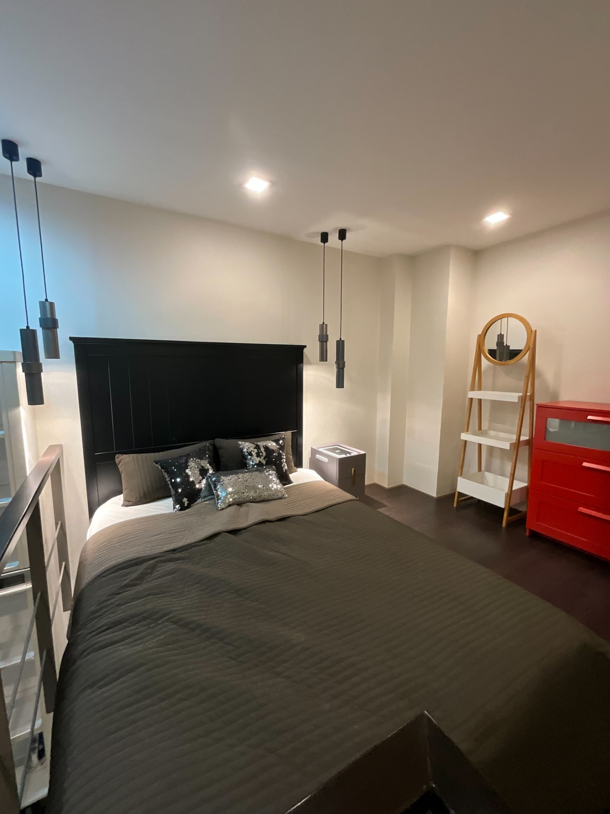 ให้เช่าคอนโดสุขุมวิท อโศก ทองหล่อ : 🐶 คอนโดเลี้ยงสัตว์ได้ Ideo Morph 38🐱🏙️ ห้องสวยในทองหล่อ ดีไซน์มีเอกลักษณ์! 🐾