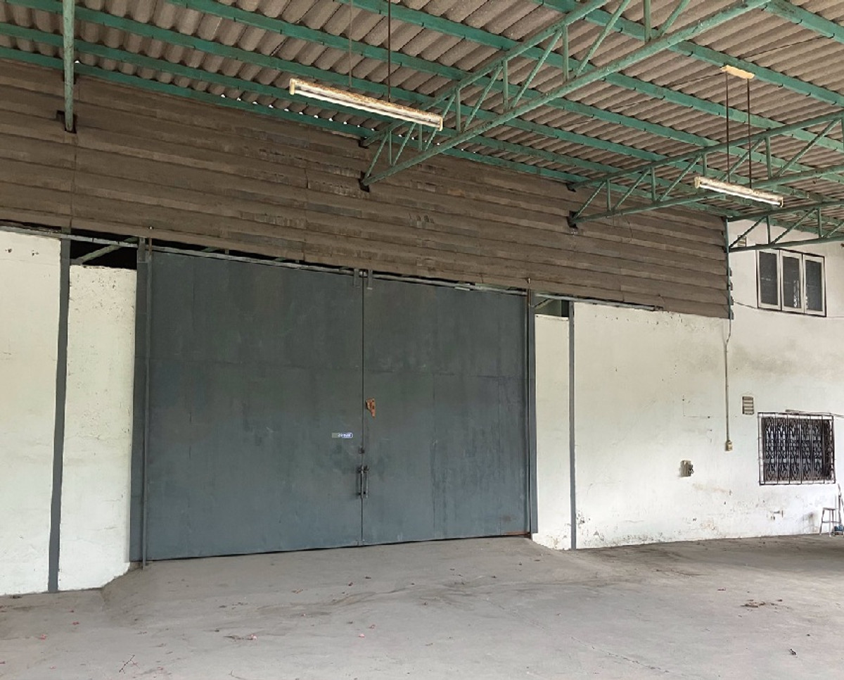ให้เช่าโกดังเอกชัย บางบอน : For Rent ให้เช่าโกดังพร้อมสำนักงาน ที่ดิน 394 ตารางวา พื้นที่ใช้สอยกว่า 450 ตารางเมตร / ทำเล บางบอน 1 ถนนมนธาตุราชศรีพิจิตร ถนนเอกชัย / รถใหญ่เข้าออกได้ / เหมาะเก็บสินค้า , ขายของ Online , อื่น ๆ