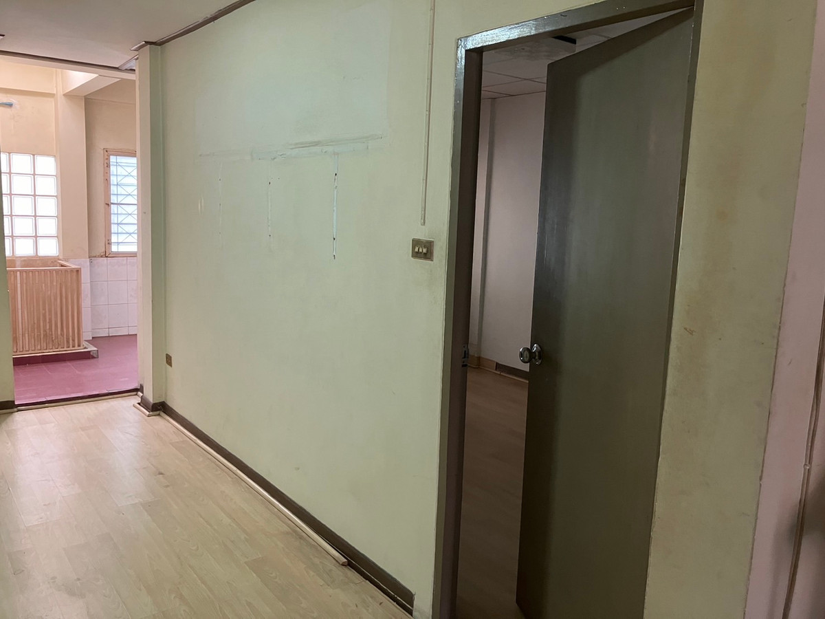 ให้เช่าทาวน์โฮมนวมินทร์ รามอินทรา : ⚡ ให้เช่า ทาวน์โฮม 3 ชั้น หมู่บ้านสหโชค ซอย รามอินทรา 34 แยก 26 ใกล้ BTS ขนาด 18 ตร.ว. ⚡