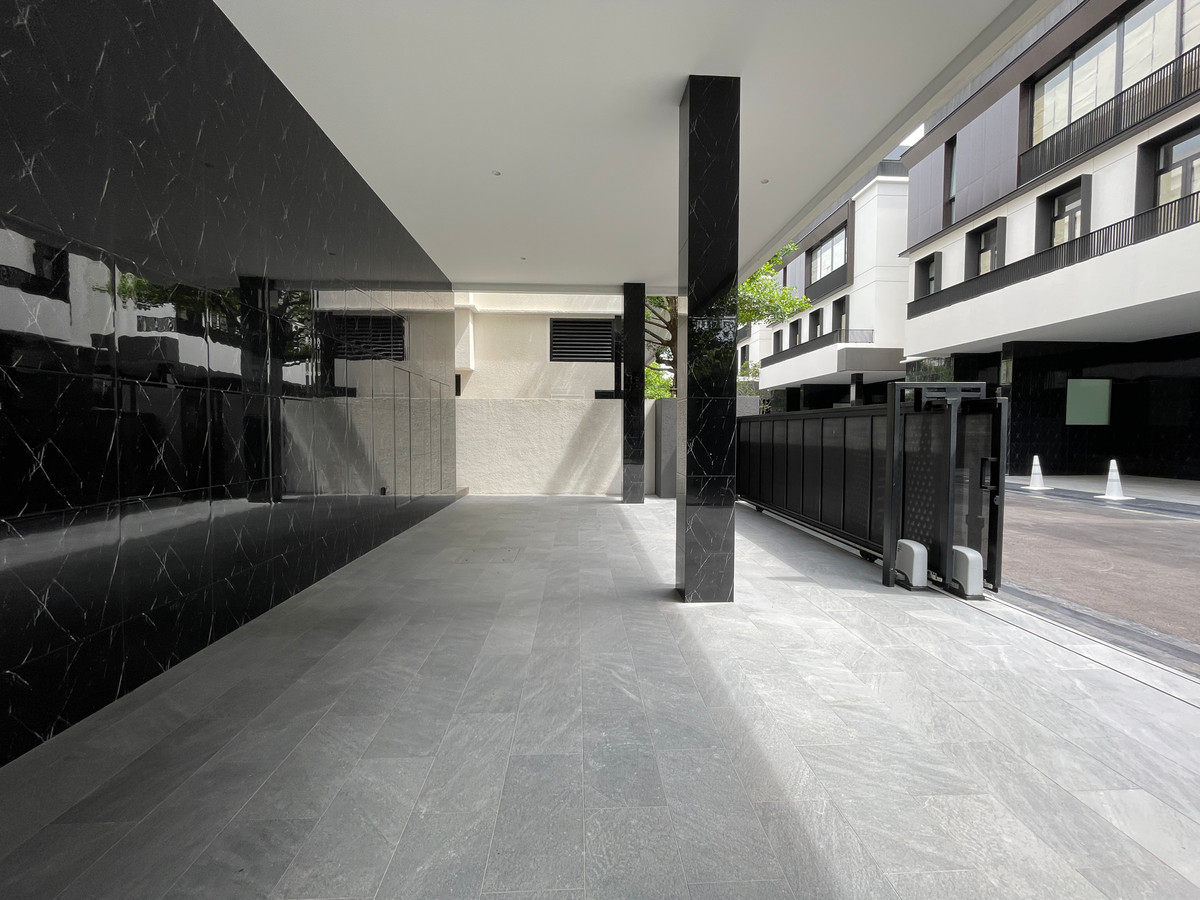 ขายบ้านรามคำแหง หัวหมาก : [ขาย] ARNA Rama 9 บ้านเดี่ยว Super Luxury 3 ชั้น พร้อมสระว่ายน้ำส่วนตัว และดาดฟ้า | ทำเลทองหลัง The Mall รามฯ ใกล้ MRT สายสีส้ม