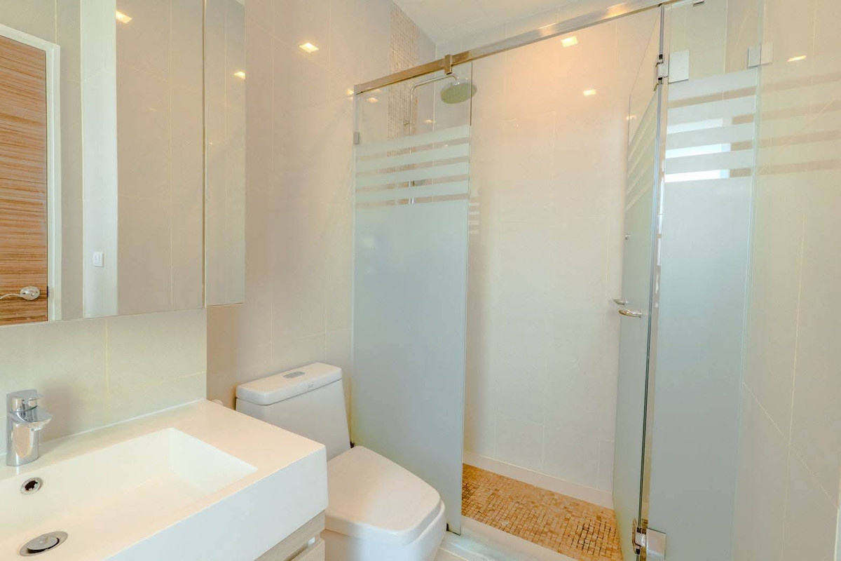 ขายคอนโดพระราม 9 เพชรบุรีตัดใหม่ RCA : ขาย 2ห้องนอน ห้องสวย พร้อมเข้าอยู่ ราคาดีที่สุดในตึก ทำเลดีติดMRTเพชรบุรี ใกล้ มศว. เซนต์ดอมินิก อโศก พระราม9