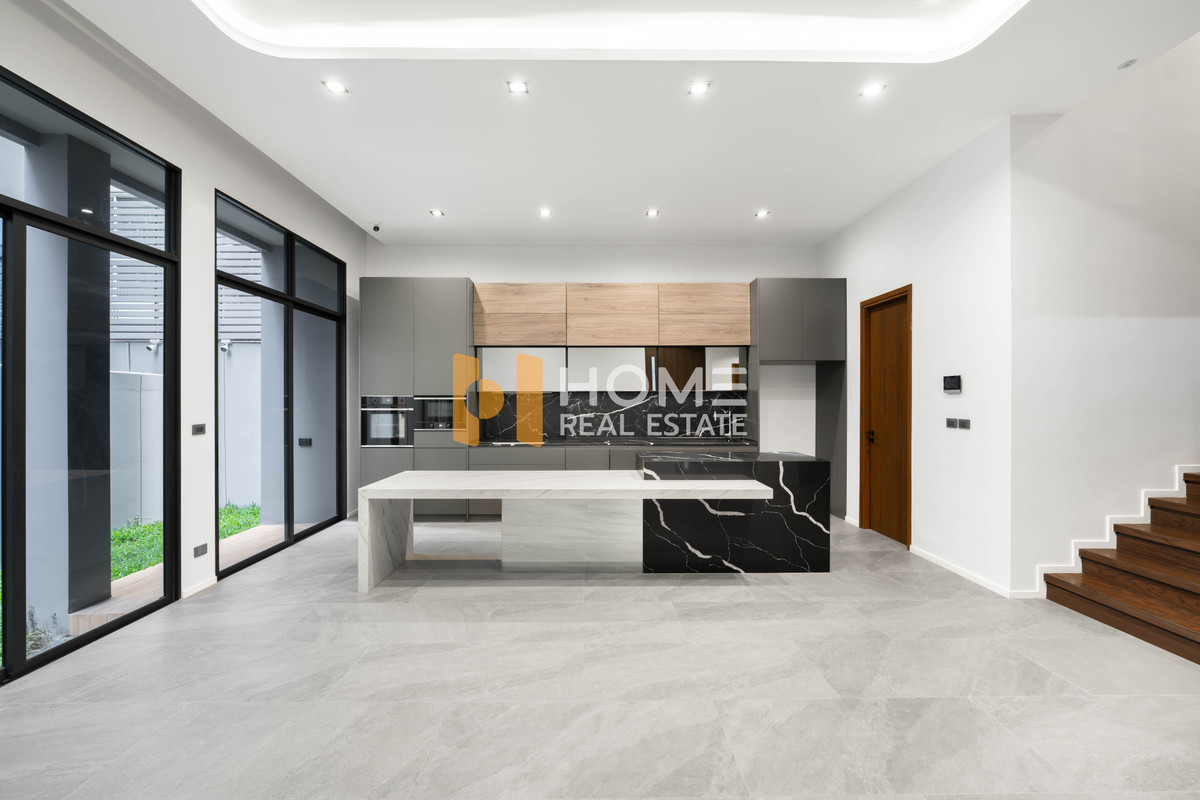 For SaleHouseSapankwai,Jatujak : House with Land TERRA HAUS Vibha - Phahon 21 / 4 Bedrooms (FOR SALE) TPM328