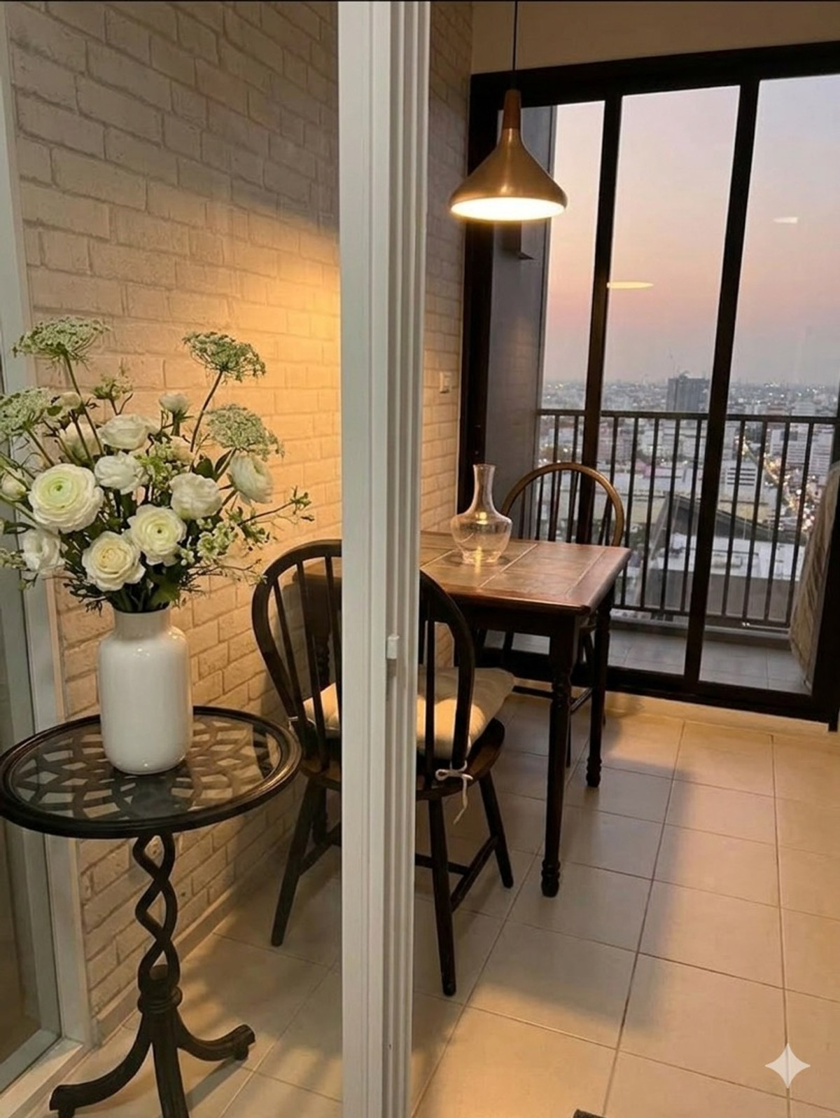 ขายคอนโดพระราม 9 เพชรบุรีตัดใหม่ RCA : (20029) The Base Rama 9 - Ramkhamhaeng