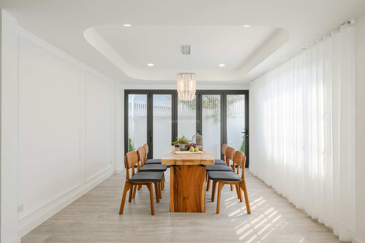 For SaleHouseOnnut, Udomsuk : Single house 60 sq m, Soi On Nut 44, good location, renovated, ready to move in.