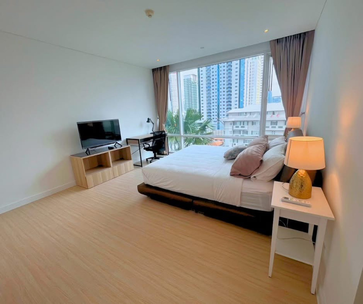 For SaleCondoSukhumvit, Asoke, Thonglor : Fullerton Sukhumvit / 2 Bedrooms (SALE WITH TENENT), Fullerton Sukhumvit / 2 bedrooms (sale with tenant) NONT103