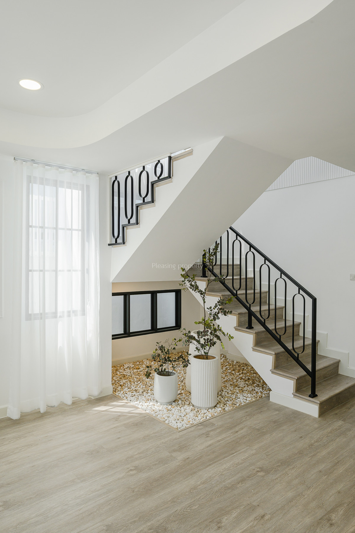 For SaleHouseOnnut, Udomsuk : Single house 60 sq m, Soi On Nut 44, good location, renovated, ready to move in.