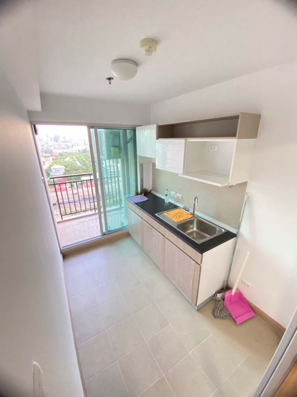 ให้เช่าคอนโดพระราม 9 เพชรบุรีตัดใหม่ RCA : ✅ SVD113 ✅ Line : @p2nproperty