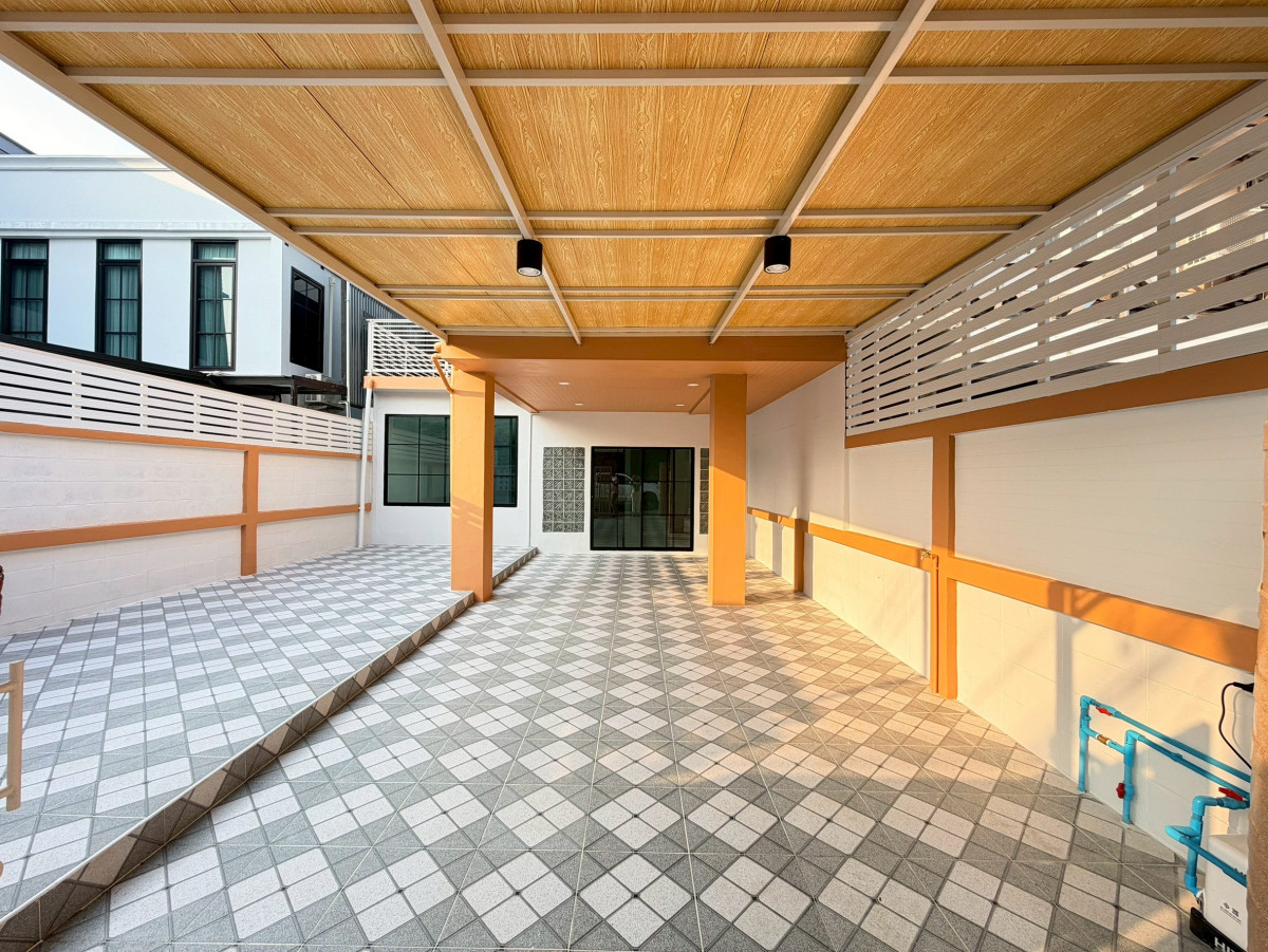 ขายบ้านเกษตร นวมินทร์ ลาดปลาเค้า : ขายบ้าน บ้านเฟรนชิฟ หน้ากว้าง รีโนเวทใหม่ ลาดพร้าว เขต ลาดพร้าว กรุงเทพ CX-147476