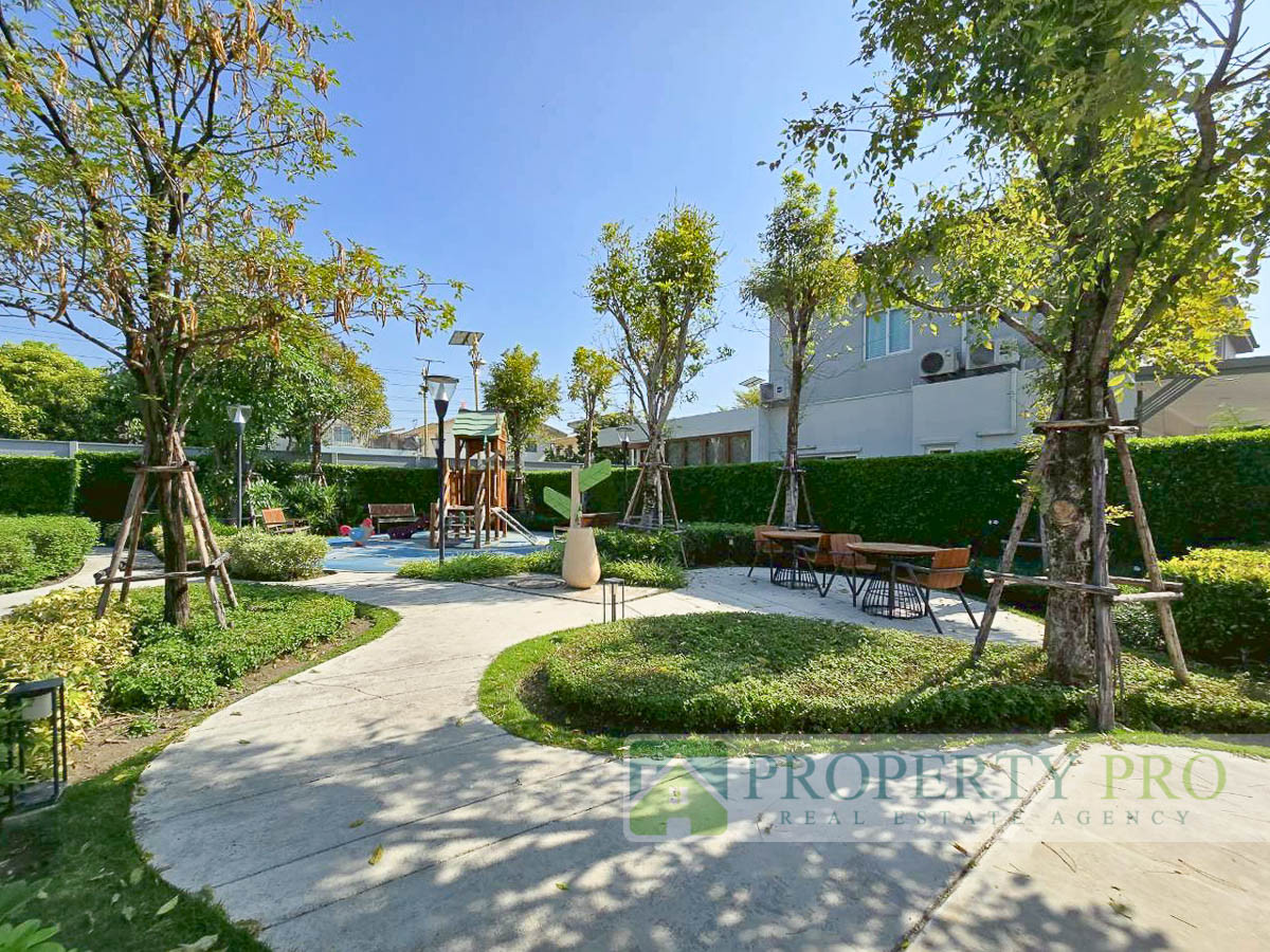 For SaleSamut Prakan,Samrong : TwinHouse for Sale Grande Pleno Bangna Onnut, 3 Bedroom 35 Sqw 146 Sqm Minimal Style with Good Condition Near Chaloem Phrakiat Rama 9, Kingkaew, Suvarnabhumi Airport, Prawet, Ladkrabang, MegaBangna : MJ25S-009