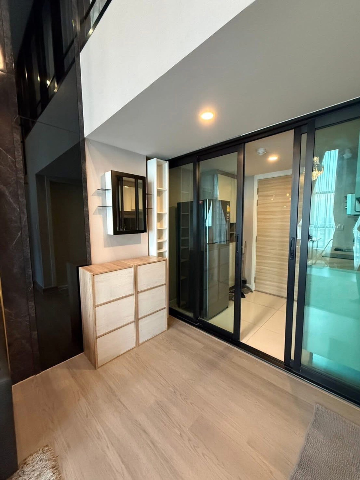 ให้เช่าคอนโดรัตนาธิเบศร์ สนามบินน้ำ พระนั่งเกล้า : ★ Knightsbridge Tiwanon★ 39 ตรม.,ชั้น 14 (1 ห้องนอน 1 ห้องน้ำ), ★ใกล้ BTS กระทรวงสาธารณสุข★ใกล้ BigC ติวานนท์ ,Esplanade งามวงศ์วาน ★ สิ่งอำนวยความสะดวกมากมาย★ เครื่องใช้ไฟฟ้าครบครัน★ 