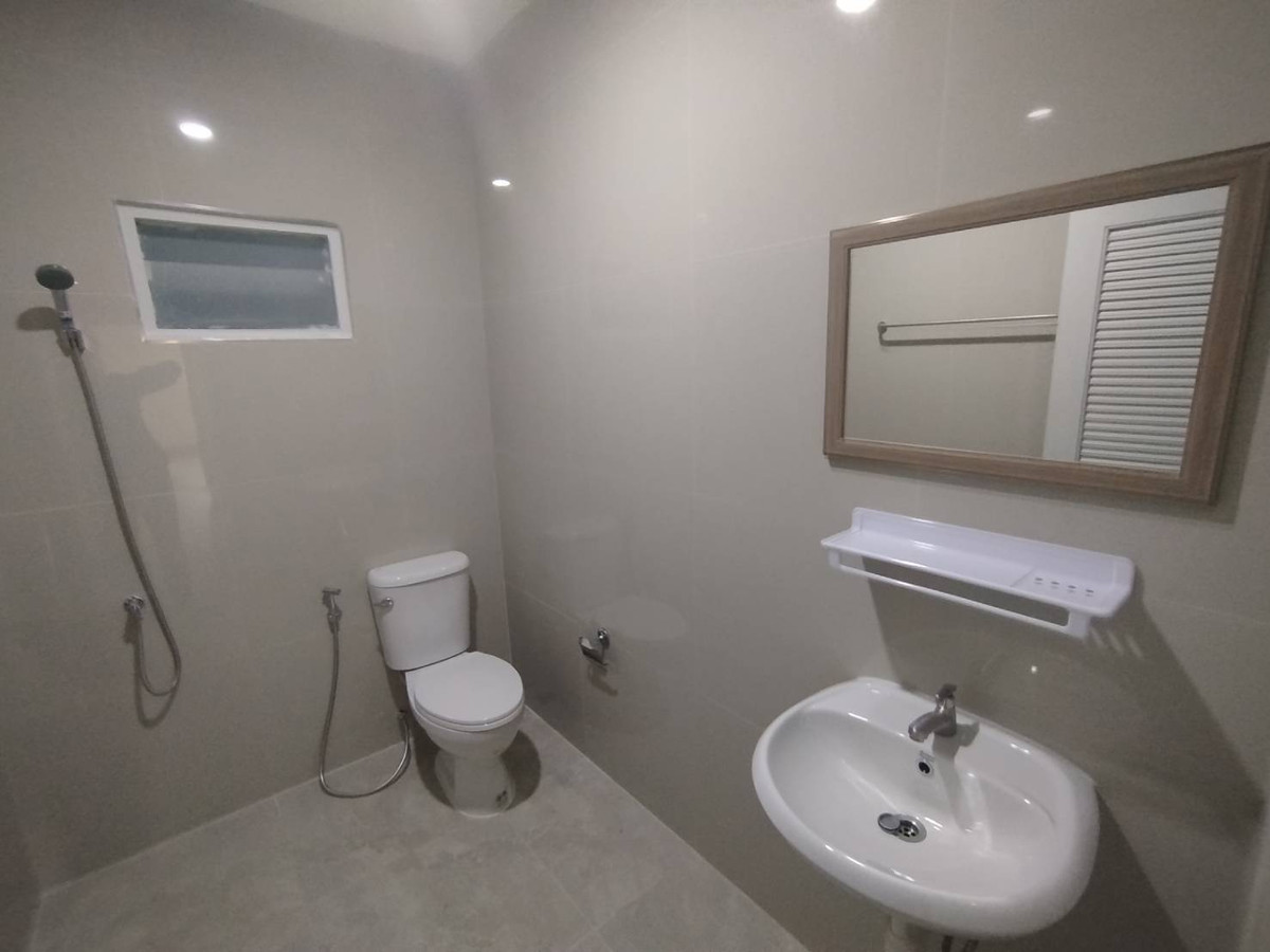 ขายบ้านพัทยา บางแสน ชลบุรี สัตหีบ : ขายบ้านเดี่ยว บางเสร่ 61 ตร.วา 3ห้องนอน 3ห้องน้ำ รีโนเวทแล้ว