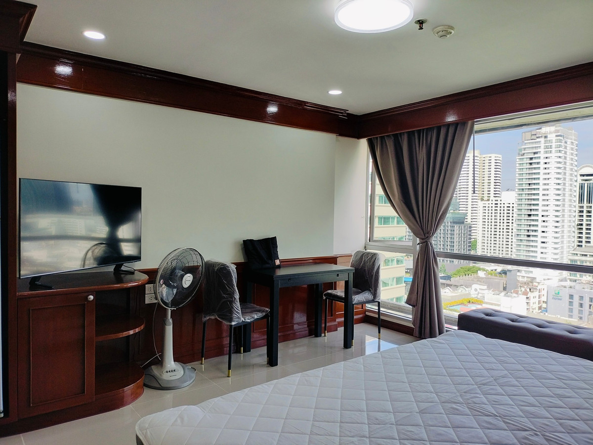 ให้เช่าคอนโดนานา : ให้เช่า! Sukhumvit Suite ใจกลางสุขุมวิท! สตูดิโอแต่งครบ ชั้น 15+ ใกล้ BTS นานา แค่ก้าวเดียว