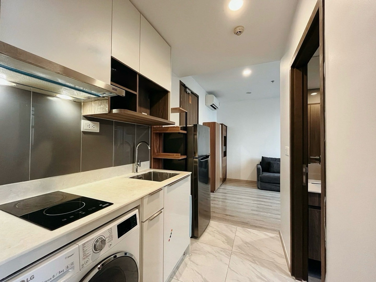 For SaleCondoRama9, Petchburi, RCA : ⭐️ Hot Deal 🔥 Condo For Sale  Ideo Mobi Asoke / Fully furnished 1 Bedroom 1 Bath at the heart of Bangkok thb. Easily to travel around by BTS, MRT and Airport Link and Srinakharinwirot University ONLY 5.79 MB
