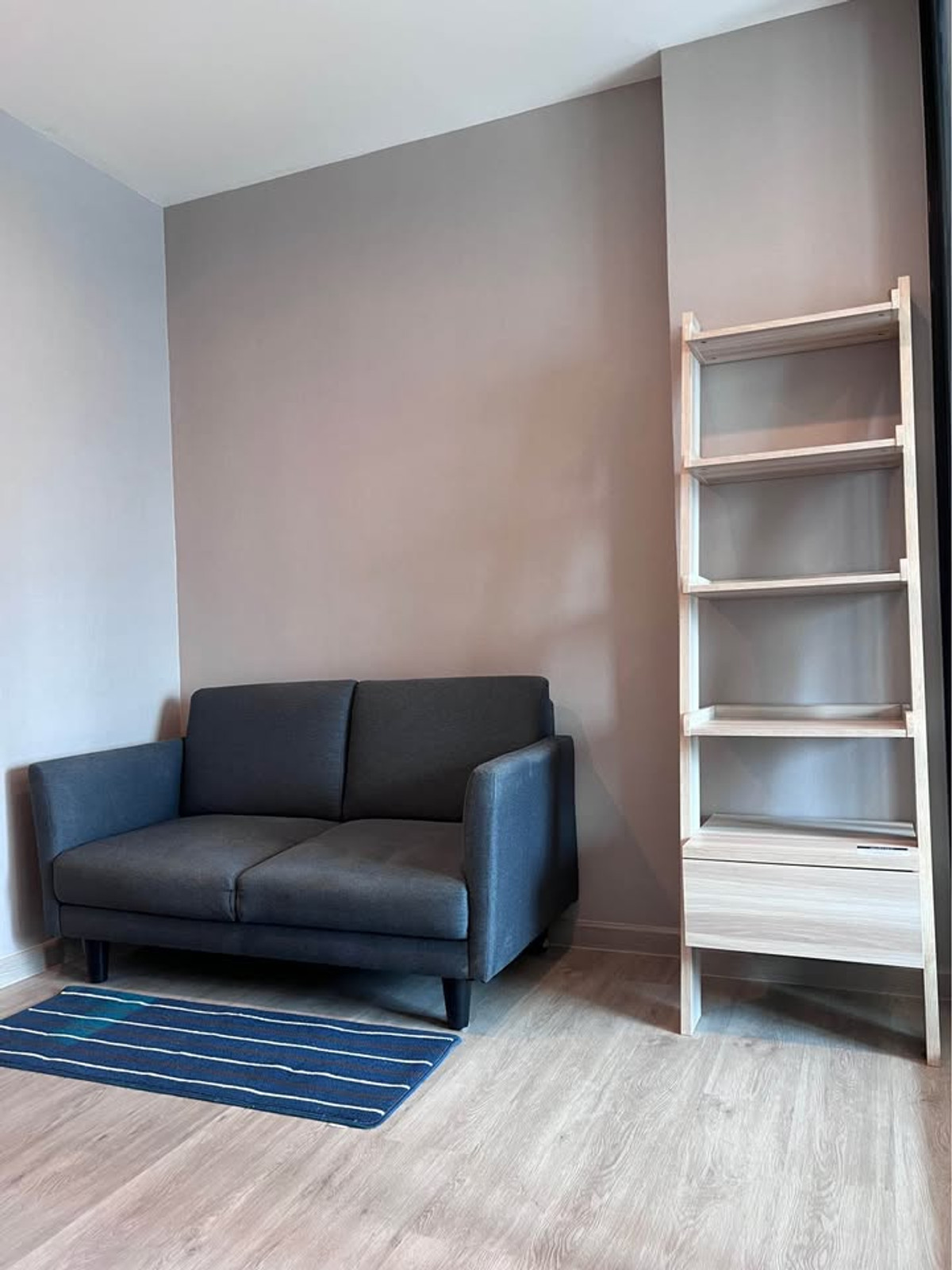 ให้เช่าคอนโดพระราม 9 เพชรบุรีตัดใหม่ RCA : ให้เช่า คอนโด Life Asoke 