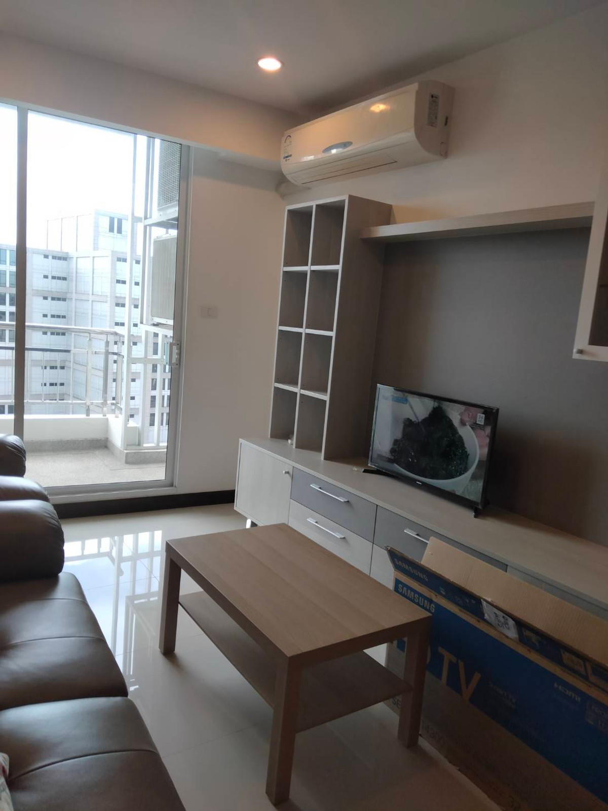 ให้เช่าคอนโดพระราม 3 สาธุประดิษฐ์ : ให้เช่า Supalai Prima Riva ห้องกว้าง 62 ตรม. แต่งครบพร้อมอยู่! ราคาดี