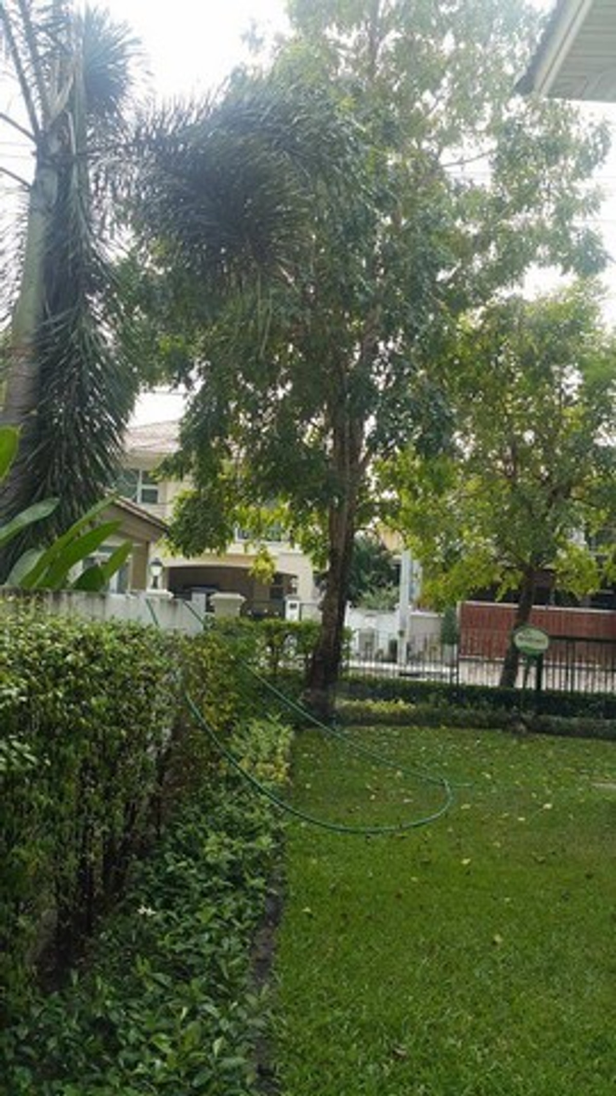 For RentHouseLadkrabang, Suwannaphum Airport : HR3293 Single house for rent, Supalai Suan Luang, next to the main road, Chaloem Phrakiat Rama 9, suitable for living or as a home office.