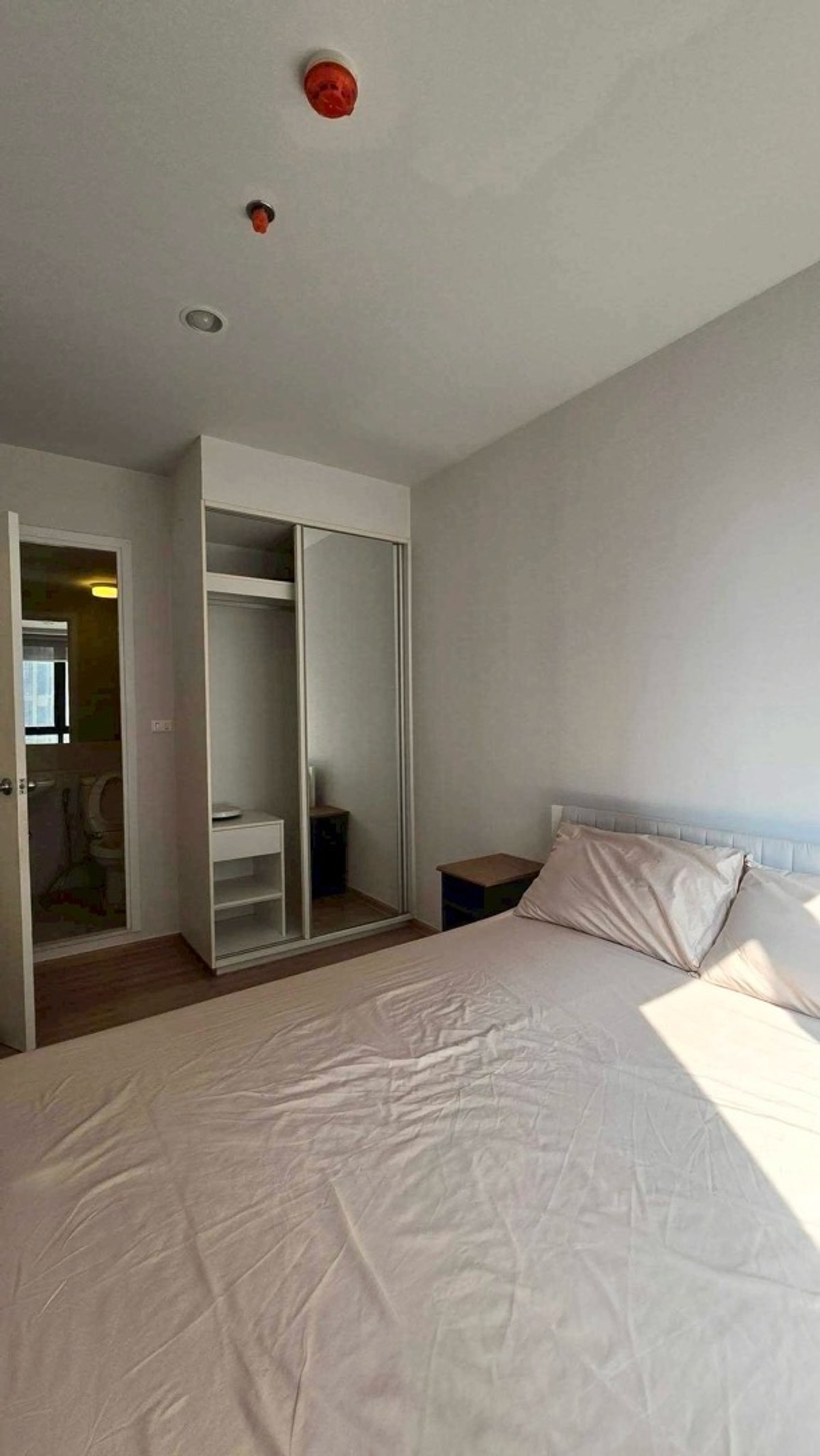 ให้เช่าคอนโดปิ่นเกล้า จรัญสนิทวงศ์ : 💙@condocurator 💙 ให้เช่า Plum Condo Pinklao Station เฟอร์นิเจอร์ครบ [PM4833]